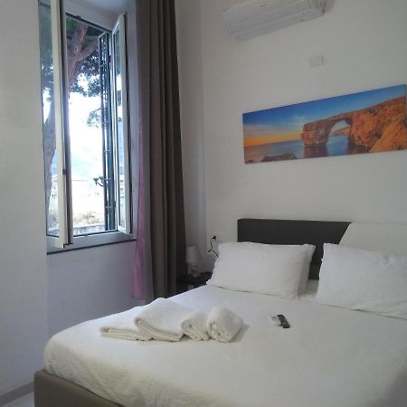 B&B Albenga Casa Panfilo Luaran gambar